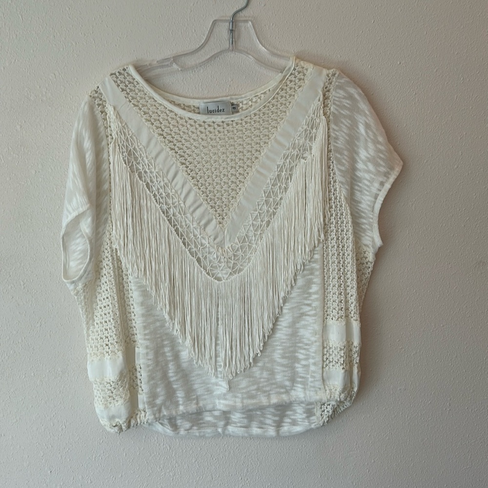 Lucidez fringe off white knit accent top sleeveless pullover